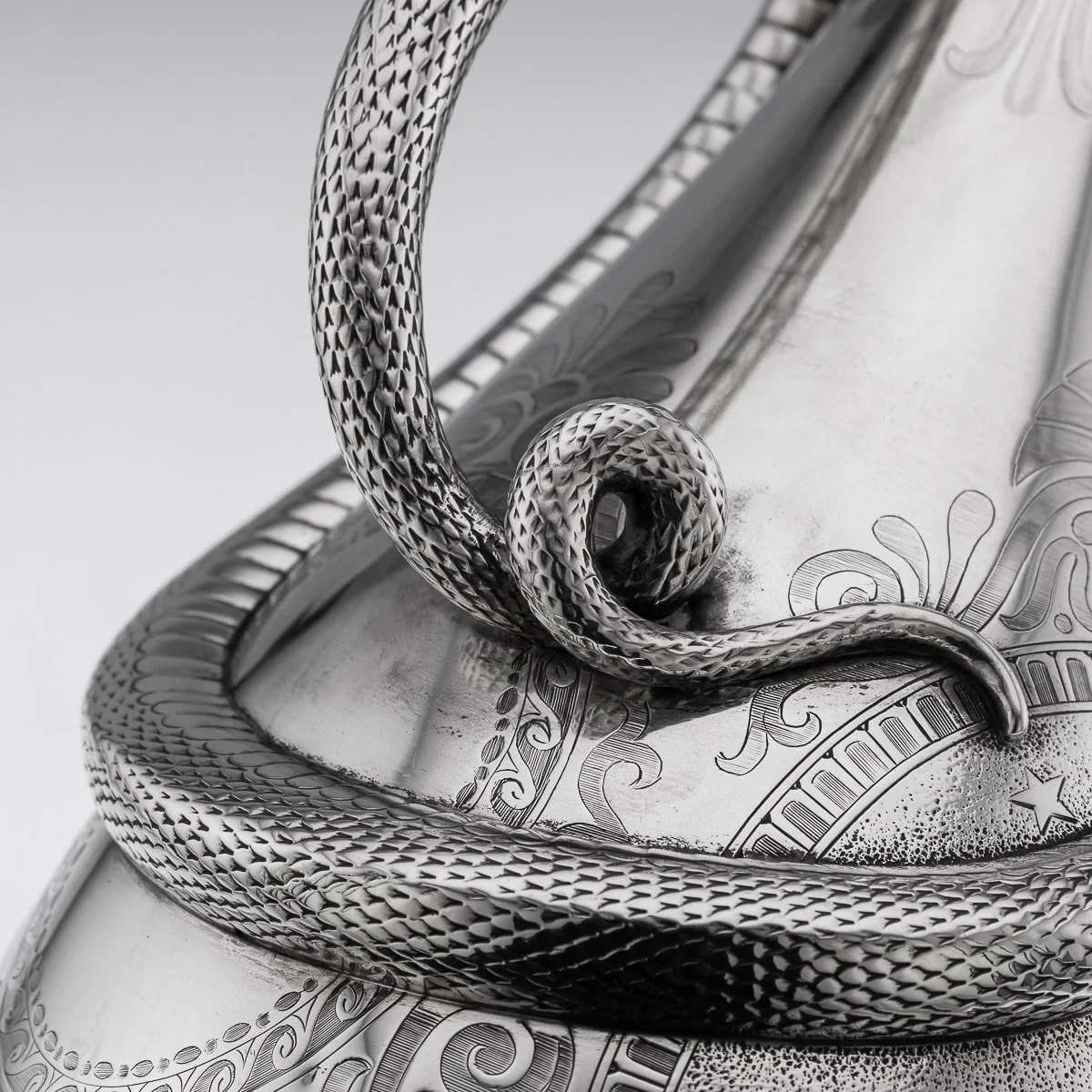 PUSHKIN ANTIQUES - ANTIQUE 19thC VICTORIAN SOLID SILVER SNAKE WINE JUG, BARNARDS c.1859 - 27.jpg