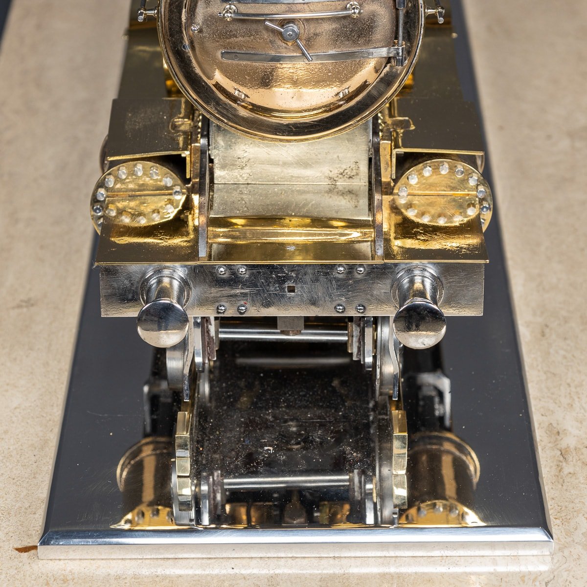 PUSHKIN ANTIQUES - 20th CENTURY BRASS MODEL GNR ATLANTIC 3 1:2 INCH GAUGE STEAM LOCOMOTIVE c.1930 - 11.jpg