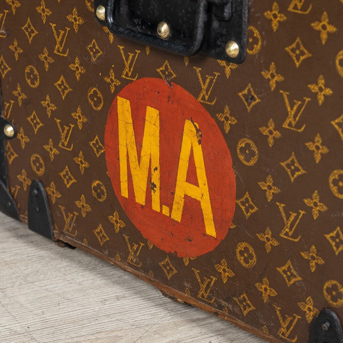 PUSHKIN ANTIQUES - 20th CENTURY LOUIS VUITTON COURIER TRUNK, FRANCE c.1930 - 26.jpg