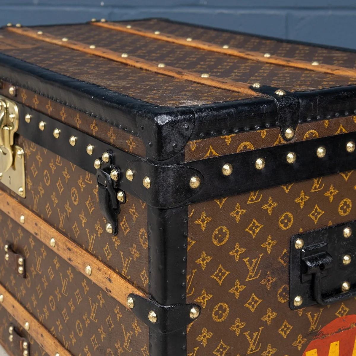 PUSHKIN ANTIQUES - 20th CENTURY LOUIS VUITTON COURIER TRUNK, FRANCE c.1930 - 35.jpg