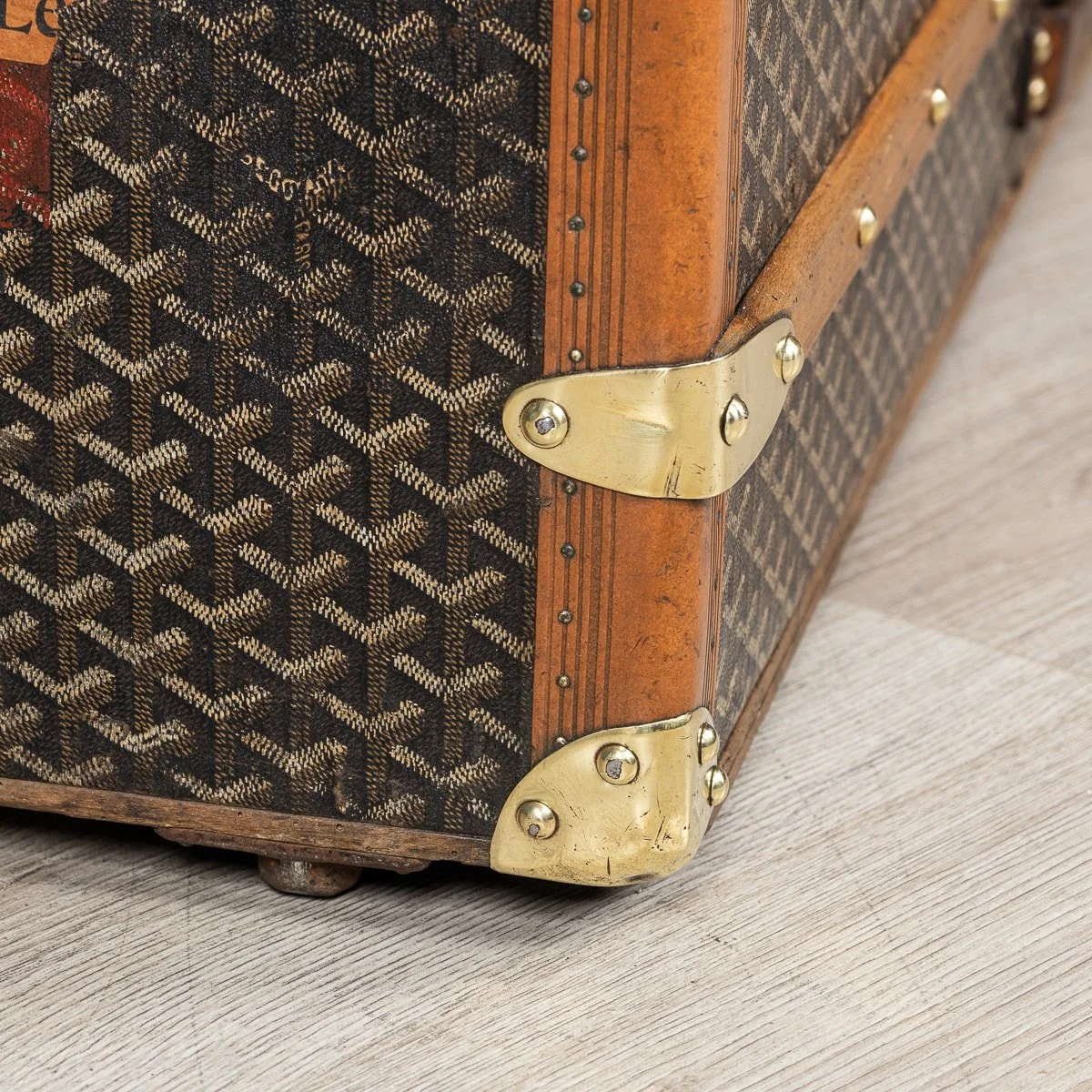 PUSHKIN ANTIQUES - ANTIQUE 20thC GOYARD COURIER TRUNK IN CHEVRON CANVAS, FRANCE c.1900 - 35.jpg