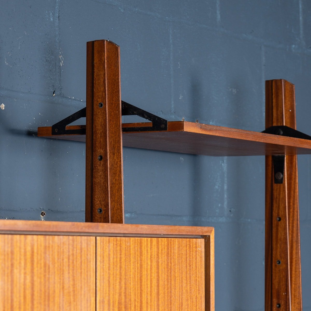 PUSHKIN ANTIQUES - A MID 20th CENTURY ITALIAN MODULAR WALL CABINET c.1960 - 28.jpg