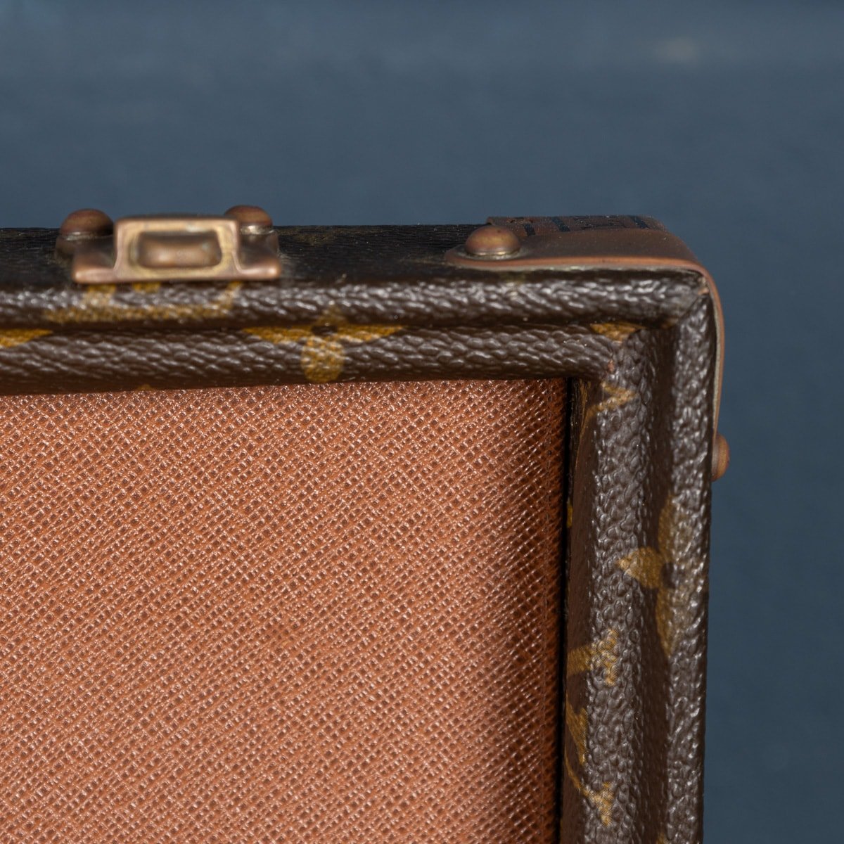 PUSHKINS - 20thC LOUIS VUITTON PRESIDENTIAL BRIEFCASE IN MONOGRAM CANVAS, FRANCE c.1980 - 13.jpg
