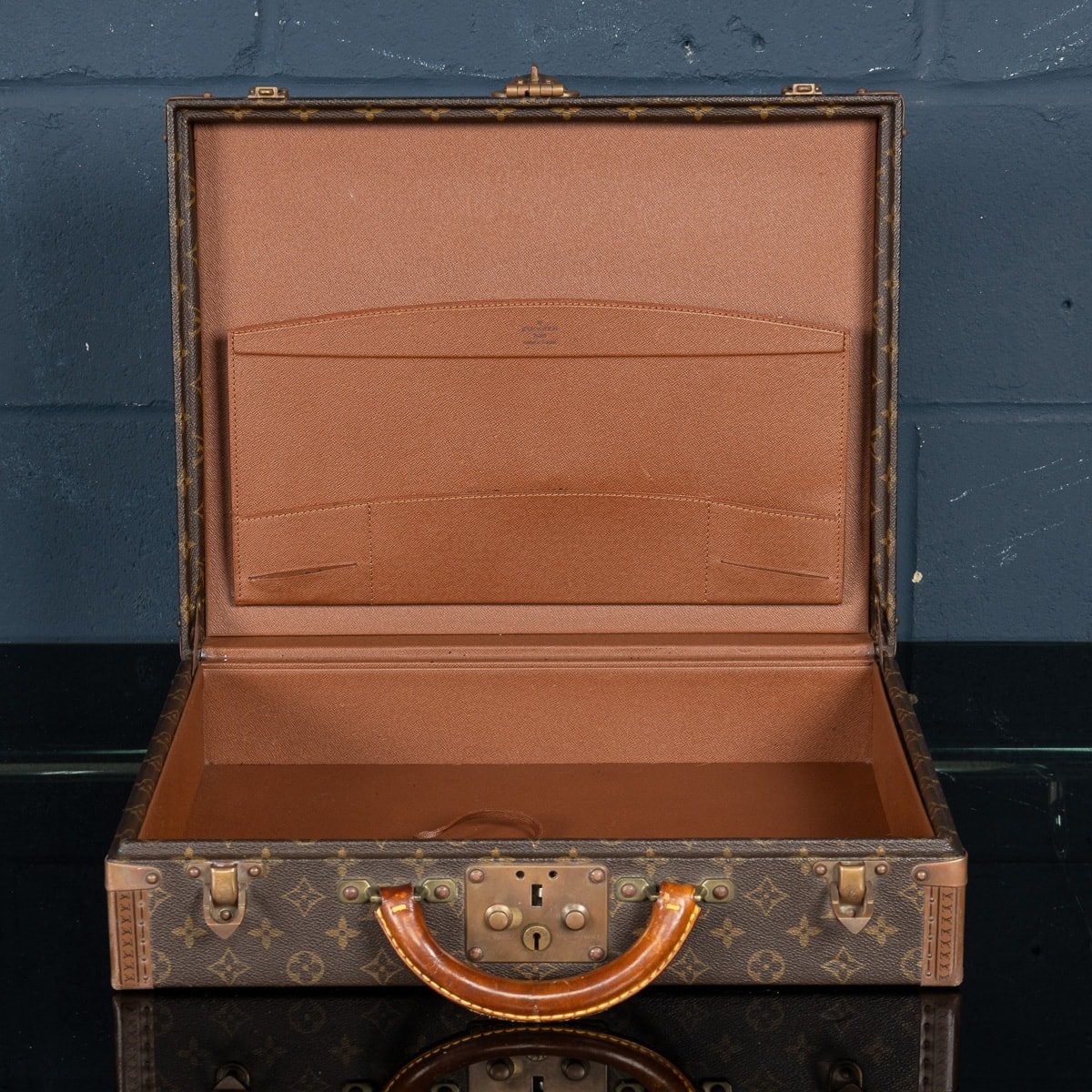 PUSHKINS - 20thC LOUIS VUITTON PRESIDENTIAL BRIEFCASE IN MONOGRAM CANVAS, FRANCE c.1980 - 10.jpg