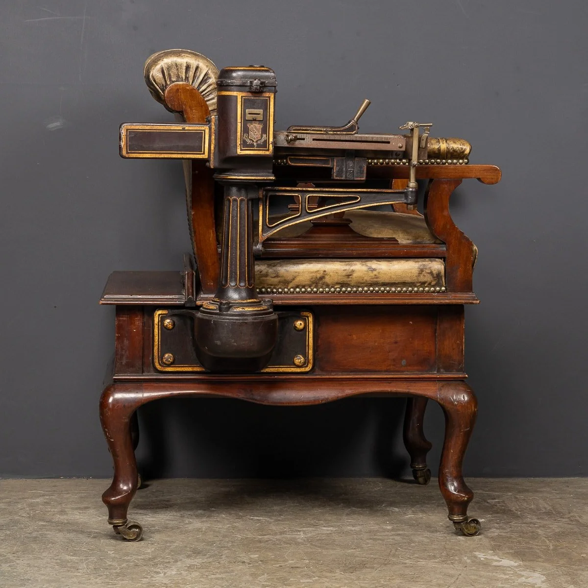 PUSHKINS - ANTIQUE 19thC VICTORIAN JOCKEY SCALE BY WT AVERY c.1880 - 7.jpg