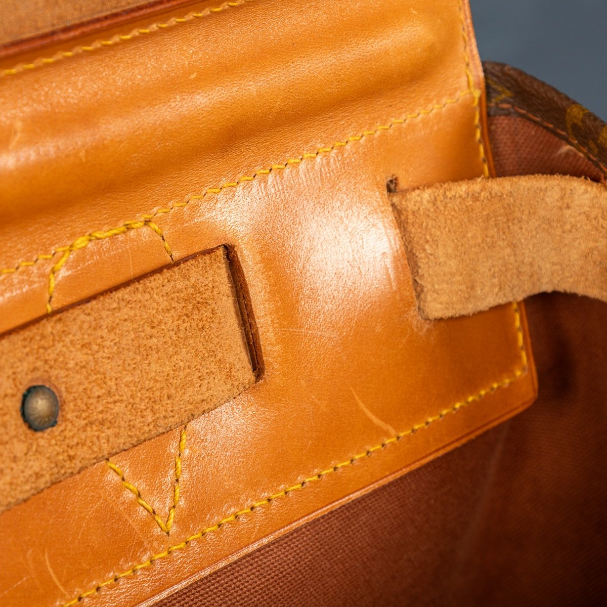 PUSHKIN'S - A 20thC LOUIS VUITTON STEAMER BAG IN MONOGRAM CANVAS, MADE IN FRANCE - 11.jpg