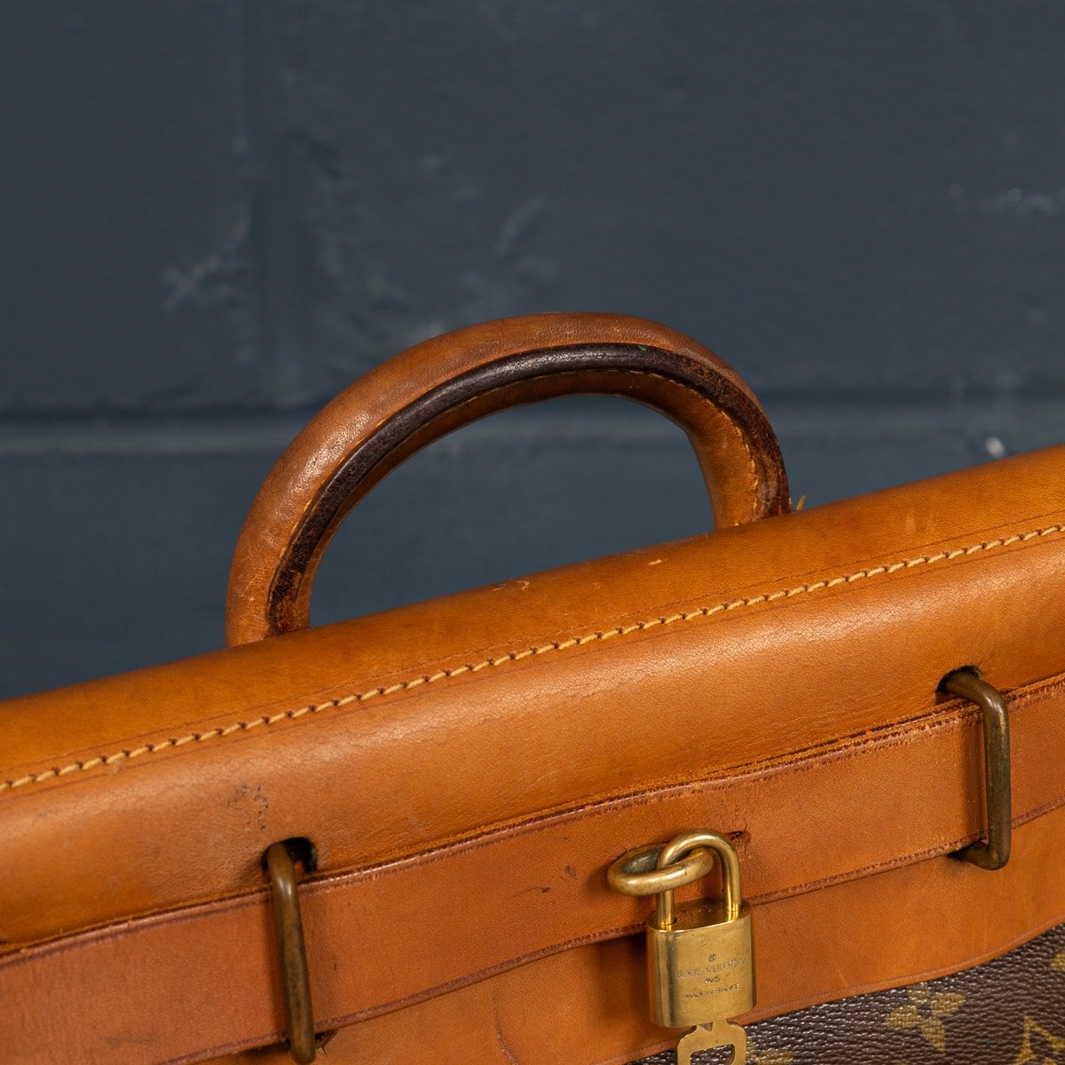 PUSHKIN'S - A 20thC LOUIS VUITTON STEAMER BAG IN MONOGRAM CANVAS, MADE IN FRANCE 2 - 11.jpg