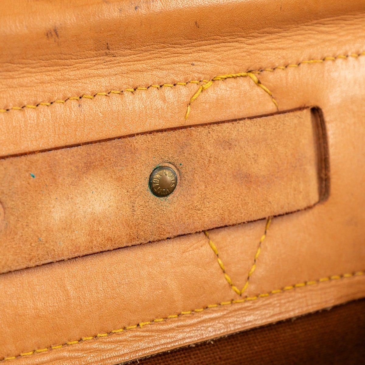 PUSHKIN'S - A 20thC LOUIS VUITTON STEAMER BAG IN MONOGRAM CANVAS, MADE IN FRANCE 2 - 22.jpg