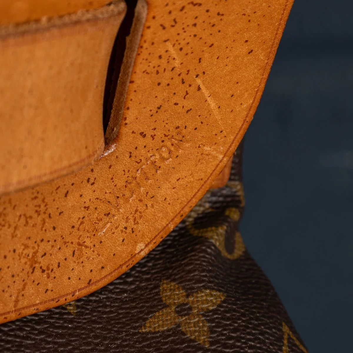 PUSHKIN'S - A 20thC LOUIS VUITTON STEAMER BAG IN MONOGRAM CANVAS, MADE IN FRANCE - 9.jpg