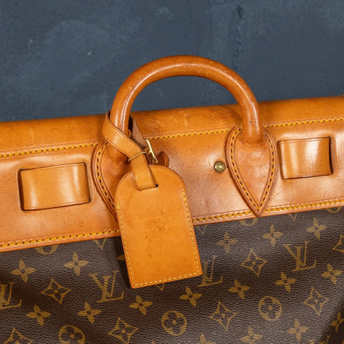 PUSHKIN'S - A 20thC LOUIS VUITTON STEAMER BAG IN MONOGRAM CANVAS, MADE IN FRANCE - 18.jpg