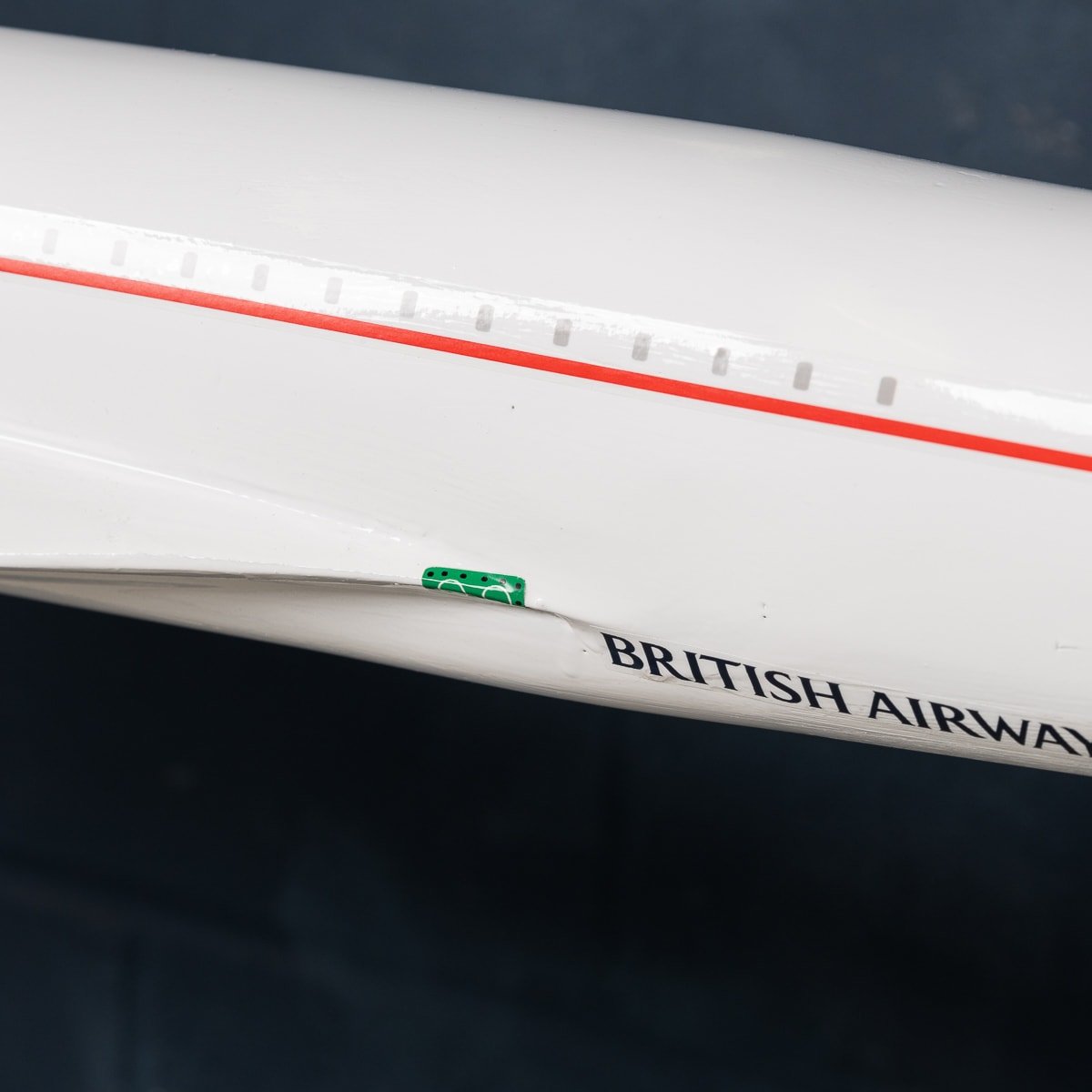 PUSHKIN'S - LARGE BRITISH AIRWAYS CONCORDE MODEL BY SPACE MODELS, ENGLAND c.1990 - 32.jpg