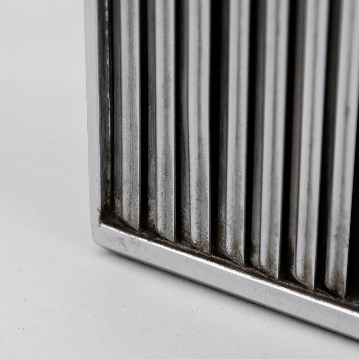 PUSHKIN'S - VINTAGE 20thC ROLLS ROYCE RADIATOR GRILLE DECANTER BY RUDDSPEED, ENGLAND c.1970 - 27.jpg