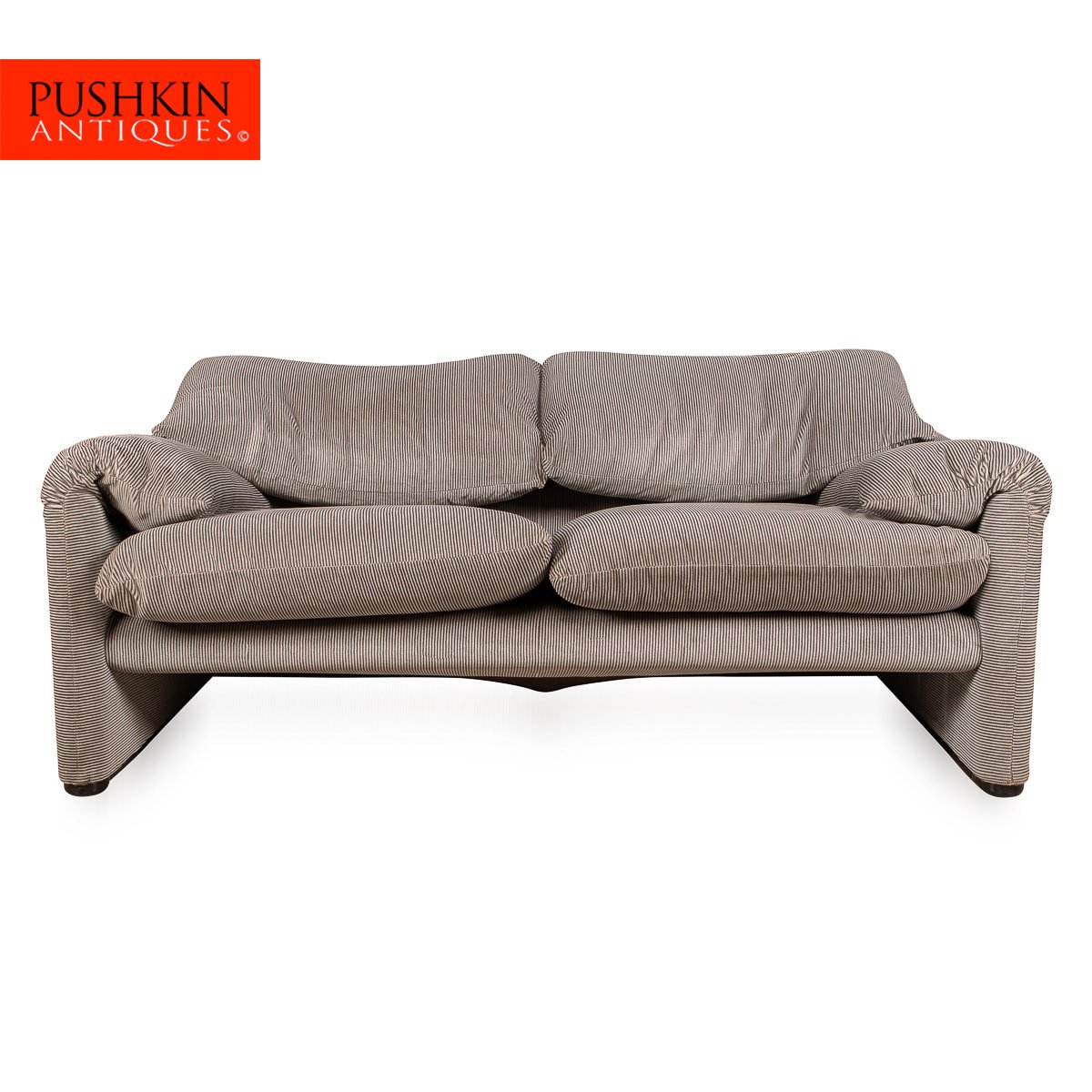 PUSHKIN ANTIQUES - 20thC MARALUNGA SOFA IN ORIGINAL VINTAGE VELVET FABRIC BY VICO MAGISTRETTI - 02.jpg