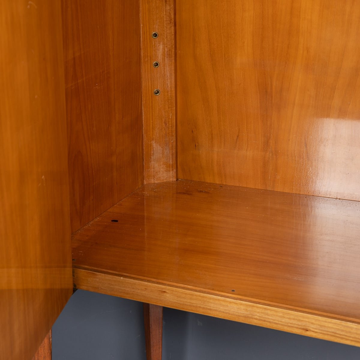 PUSHKINS.COM - MID 20thC ITALIAN STRIPED WOODEN BUFFET BY PAOLO BUFFA c.1950 - 29.jpg