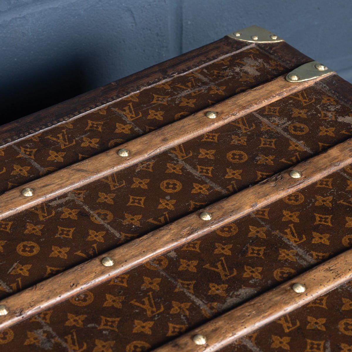 PUSHKINS.COM - B11230 - ANTIQUE 20thC LOUIS VUITTON MALLE HAUTE TRUNK IN MONOGRAM CANVAS, FRANCE c.1910 - 30.jpg