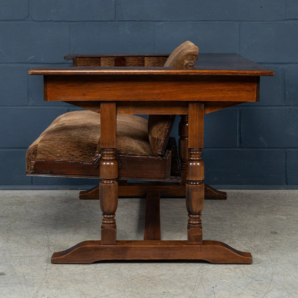 PUSHKINS.COM - B11465 - 20thC ENGLISH METAMORPHIC %22SETTEE TABLE%22 BY R. HAMP & CO, NORTHAMPTON c.1930 - 05.jpg