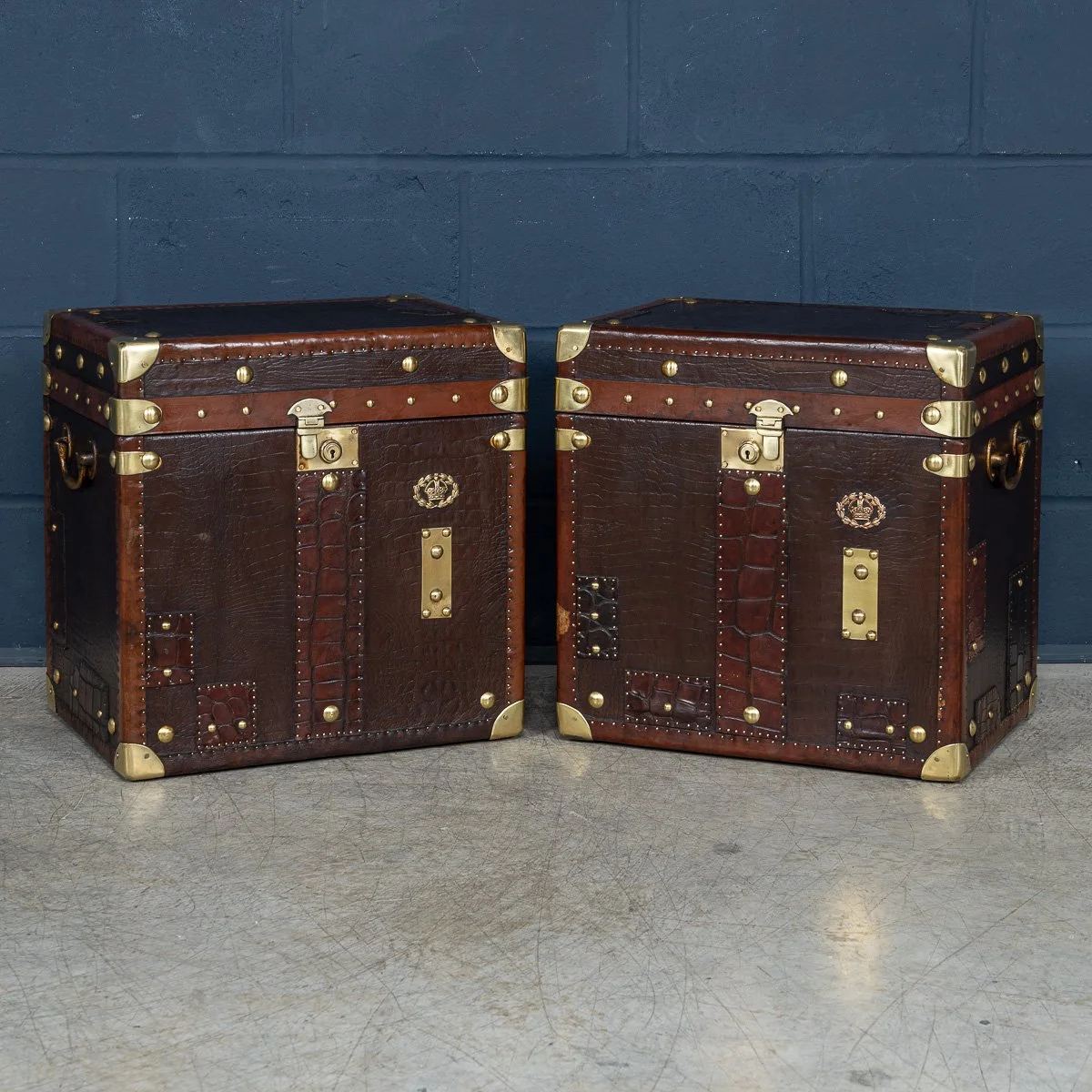 PUSHKINS.COM - B11411d - 20thC PAIR OF LEATHER CLAD ENGLISH ARMY : NAVY STYLE TRUNKS - 03.jpg