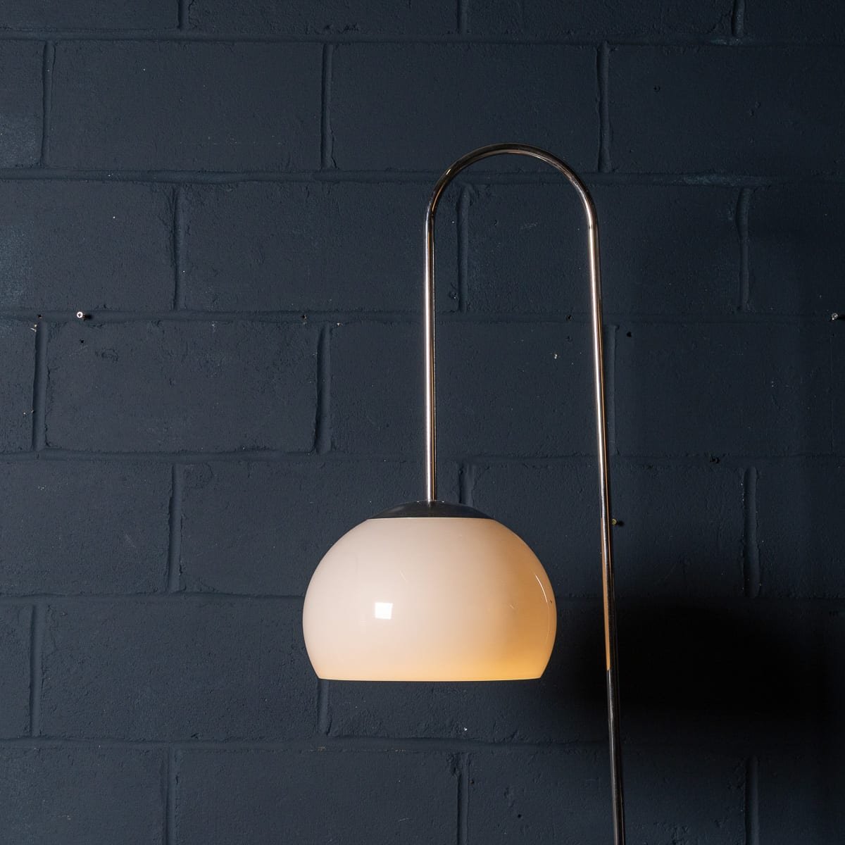 PUSHKINS.COM - B12010 - VINTAGE 20thC ITALIAN CHROME FLOOR LAMP WITH OPALINE SHADE c.1970 - 10.jpg