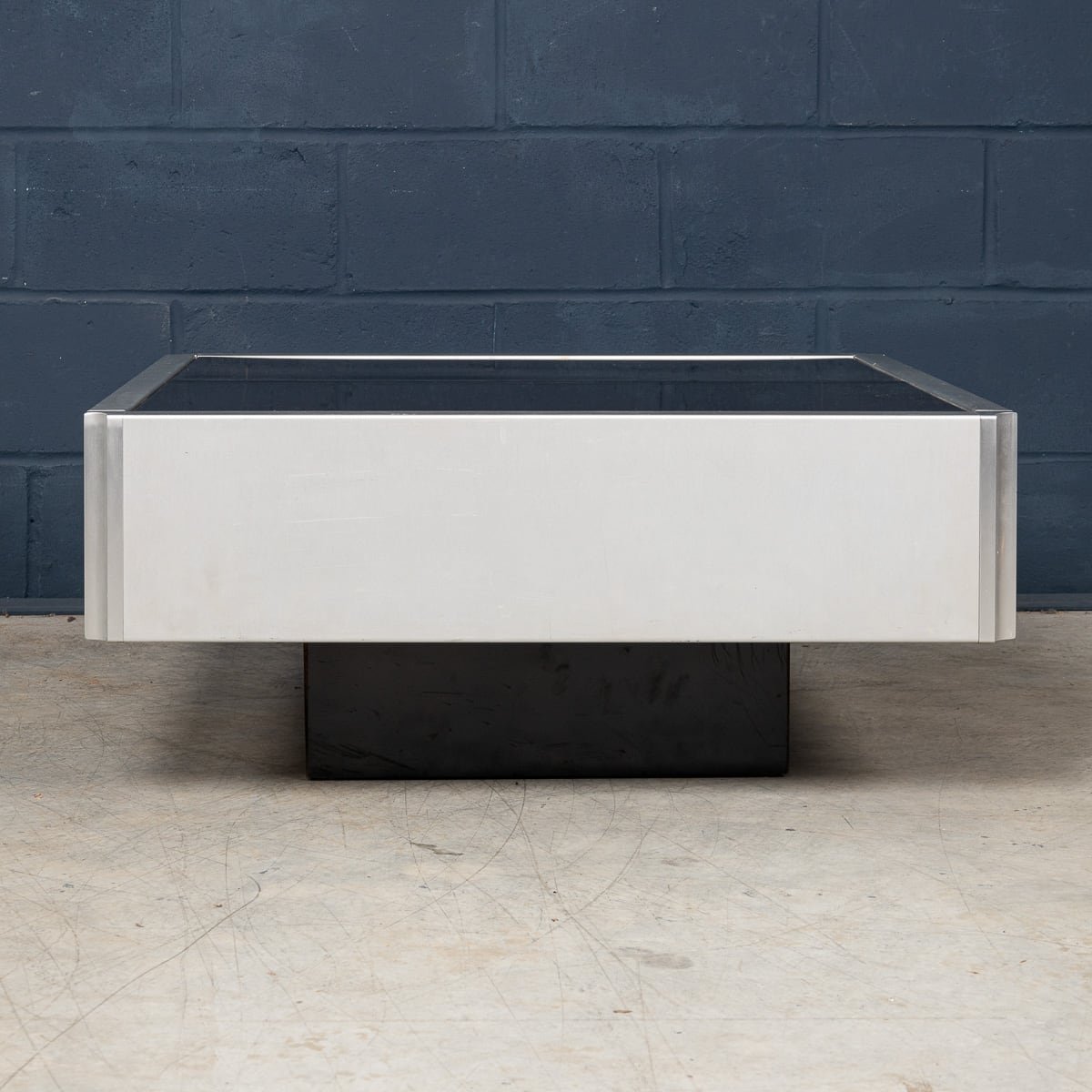 PUSHKINS.COM - 20thC ITALIAN COFFEE TABLE WITH HIDDEN BAR BY WILLY RIZZO c.1970 - 4.jpg
