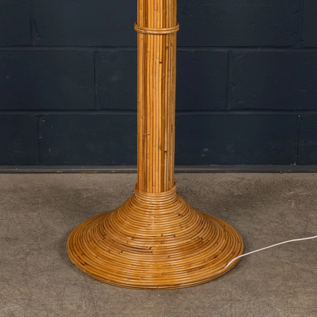 PUSHKINS.COM - B11851 - 20thC RATTAN PALM TREE FLOOR LAMP IN THE MANNER OF MARIO LOPEZ, MEXICO c.1970 - 18.jpg