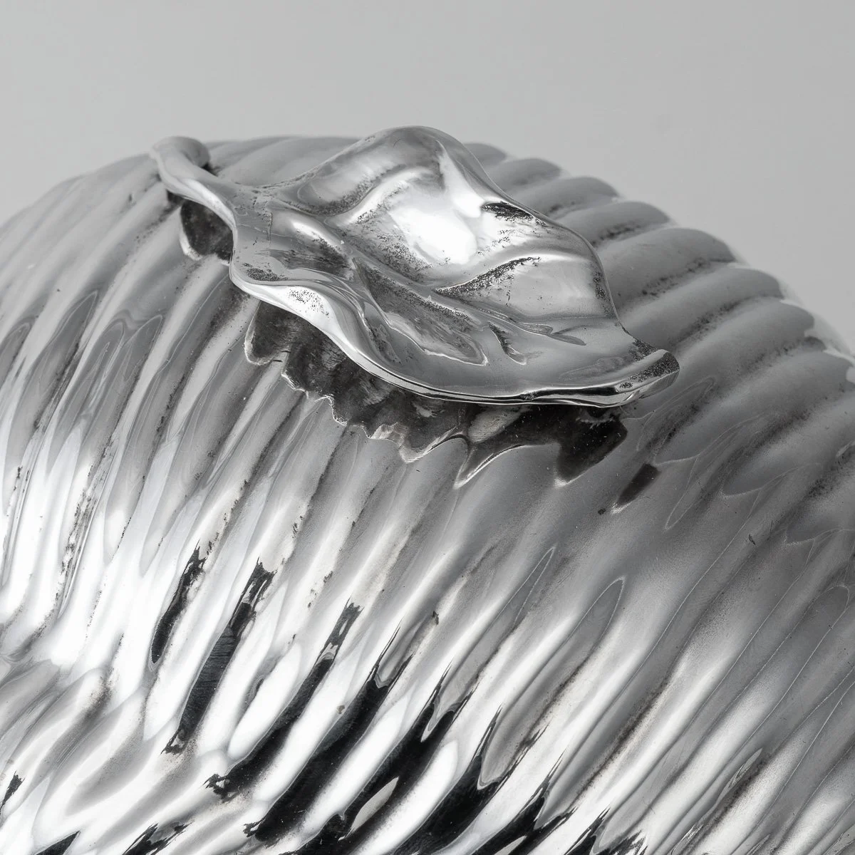 PUSHKINS.COM - D11886 - VINTAGE 20thC SILVER PLATED 'SNAIL' ICE BUCKET BY TEGHINI, MADE IN ITALY c.1970 - 16.jpg