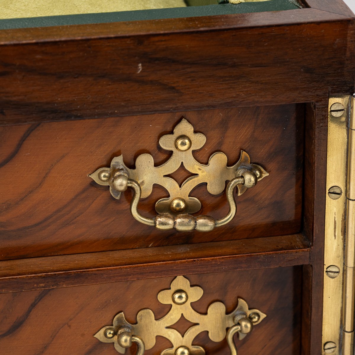 PUSHKINS.COM - D11171 - ANTIQUE 19thC VICTORIAN WALNUT & GLASS FRONTED JEWELLERY BOX c.1890 - 18.jpg