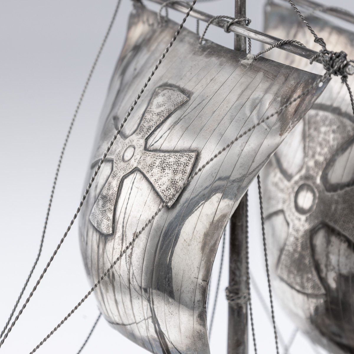 PUSHKINS.COM - A11064 - MID 20thC SPANISH SOLID SILVER IMPRESSIVE NEFF GALLEON SHIP c.1940 - 11.jpg
