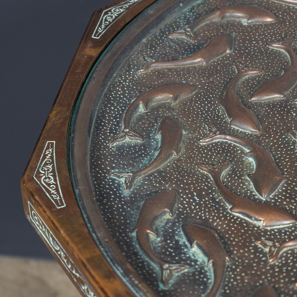PUSHKINS.COM - D11134 - VINTAGE 20thC SPANISH EMBOSSED COPPER TABLE BY MALART c.1930 - 09.jpg