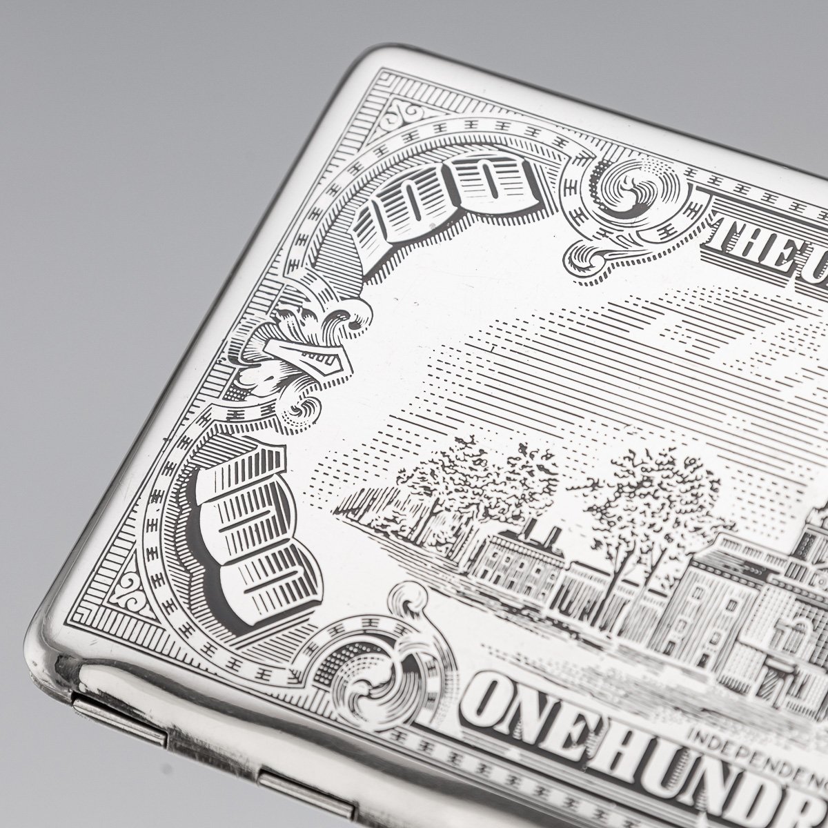 PUSHKINS.COM - J11197 - 20thC AMERICAN SILVER-PLATED CIGARETTE CASE & LIGHTER SHAPED AS A HUNDRED DOLLAR BILL - 28.jpg