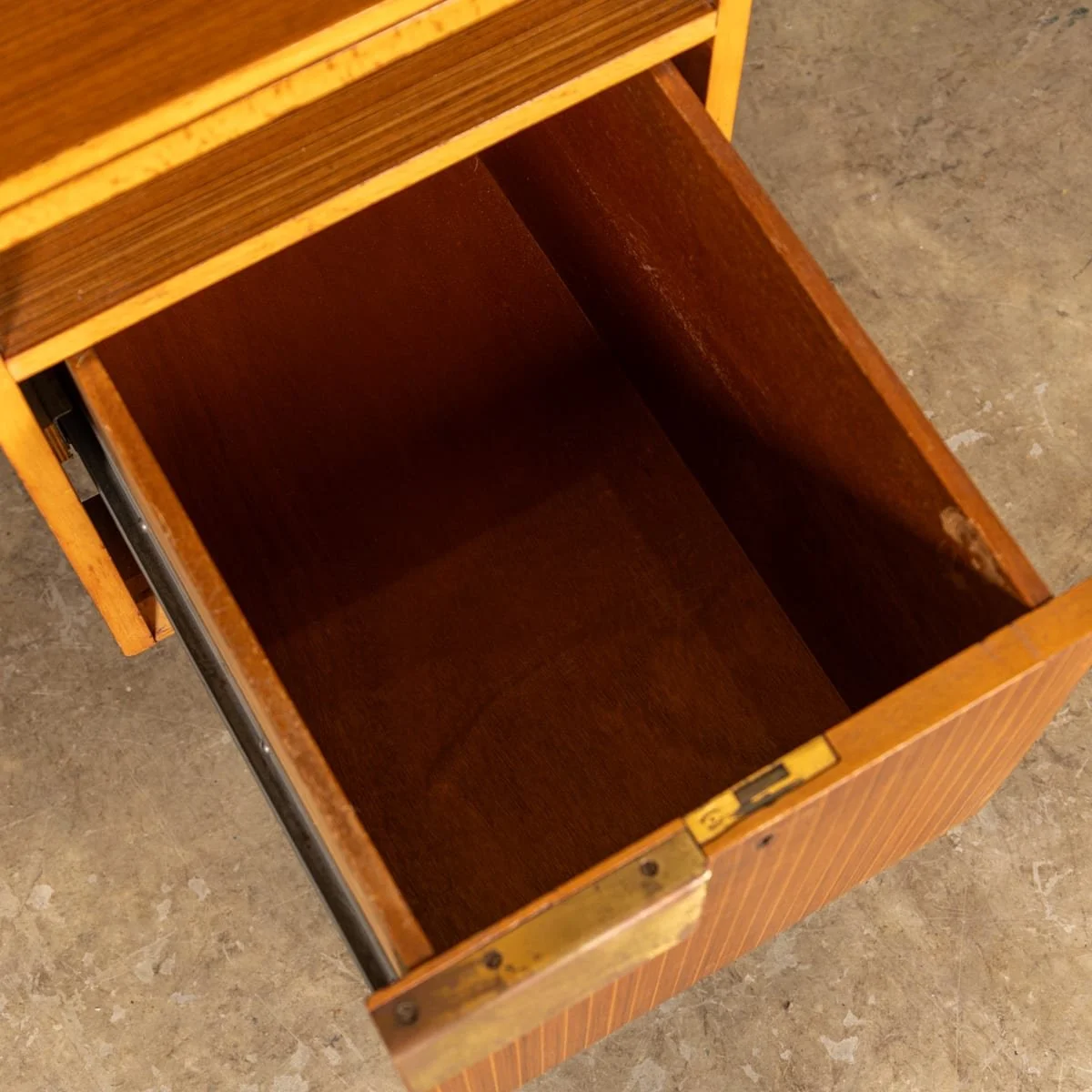 PUSHKINS.COM - Z12398 - VINTAGE 20thC BEECH AND TEAK OFFICE : STUDY DESK c.1960 - 15.jpg