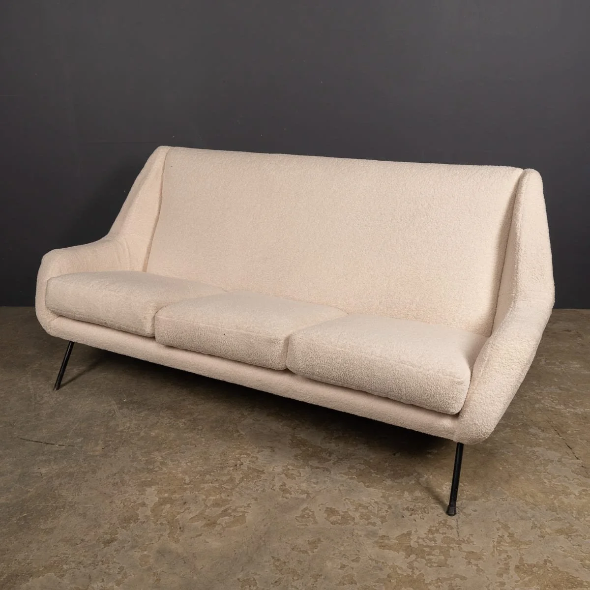 PUSHKINS.COM - Z12109 - VINTAGE 20thC ITALIAN SOFA IN CREAM BOUCLE c.1950 - 05.jpg
