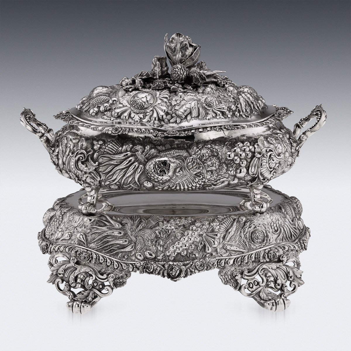 PUSHKINS.COM - B00060 - ANTIQUE 19thC GEORGIAN SOLID SILVER SOUP TUREEN BY EDWARD FARRELL, LONDON c.1823 - 06.jpg