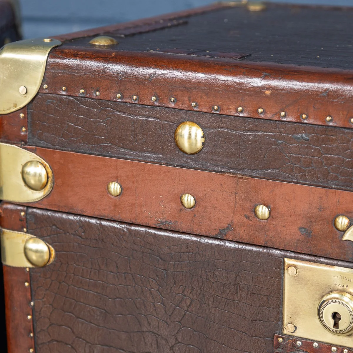 PUSHKINS.COM - B11411d - 20thC PAIR OF LEATHER CLAD ENGLISH ARMY : NAVY STYLE TRUNKS - 25.jpg