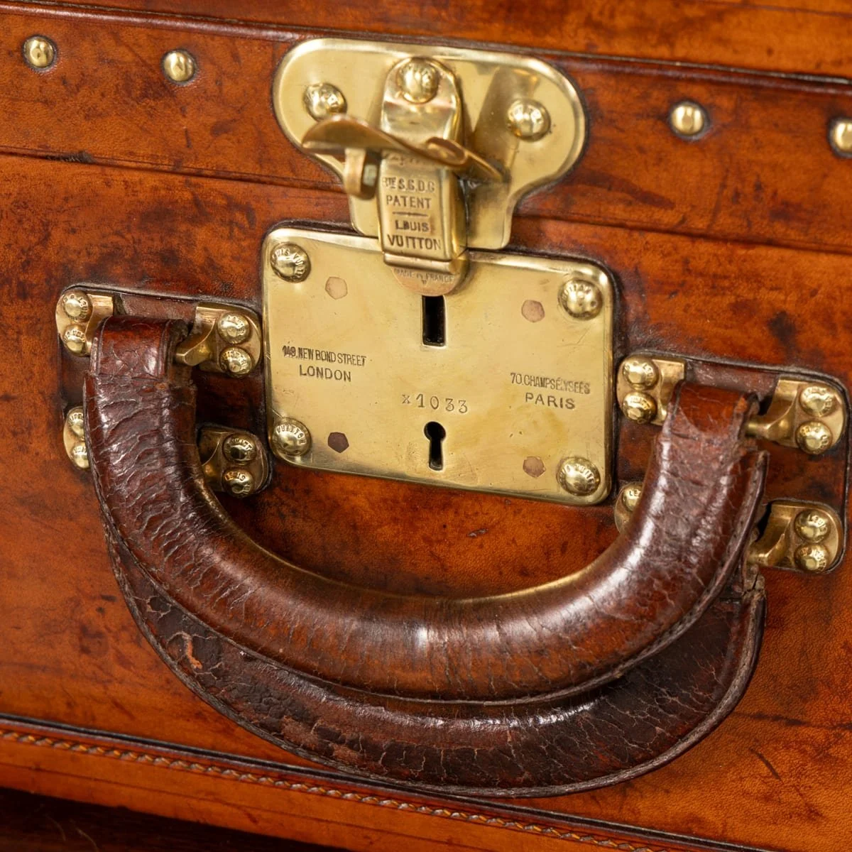 PUSHKINS.COM - B12345W - ANTIQUE 20thC RARE FRENCH LOUIS VUITTON LEATHER TRAVELLING CASE - 24.jpg