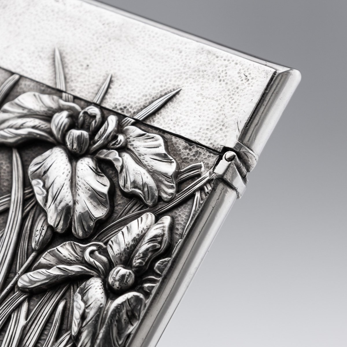 PUSHKINS.COM - J11390 - ANTIQUE 20thC JAPANESE MEIJI SOLID SILVER CARD CASE c.1900 - 14.jpg