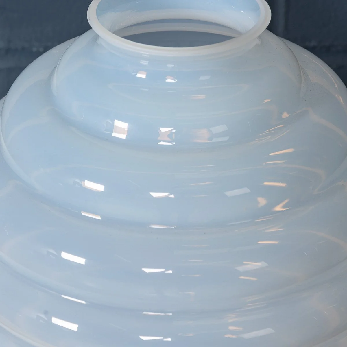 PUSHKINS.COM - B11445 - CONTEMPORARY 21stC MURANO ART GLASS VASE IN OPALESCENT WHITE BY VENINI c.2015 - 07.jpg