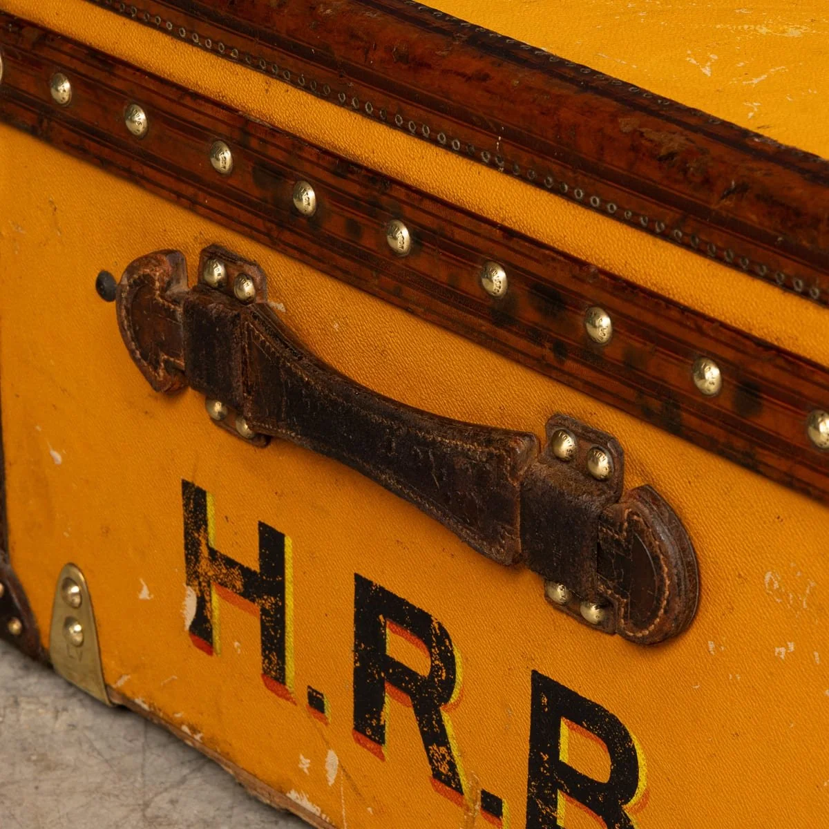 PUSHKINS.COM - B11872 - ANTIQUE 20thC LOUIS VUITTON CABIN TRUNK IN ORANGE VUITTONITE CANVAS c.1905 - 37.jpg