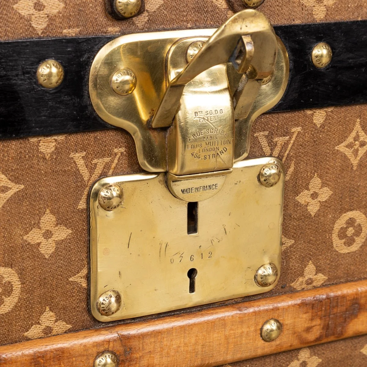 PUSHKIN'S - ANTIQUE 19thC LOUIS VUITTON TRUNK IN WOVEN CANVAS, FRANCE c.1890 - 15.jpg