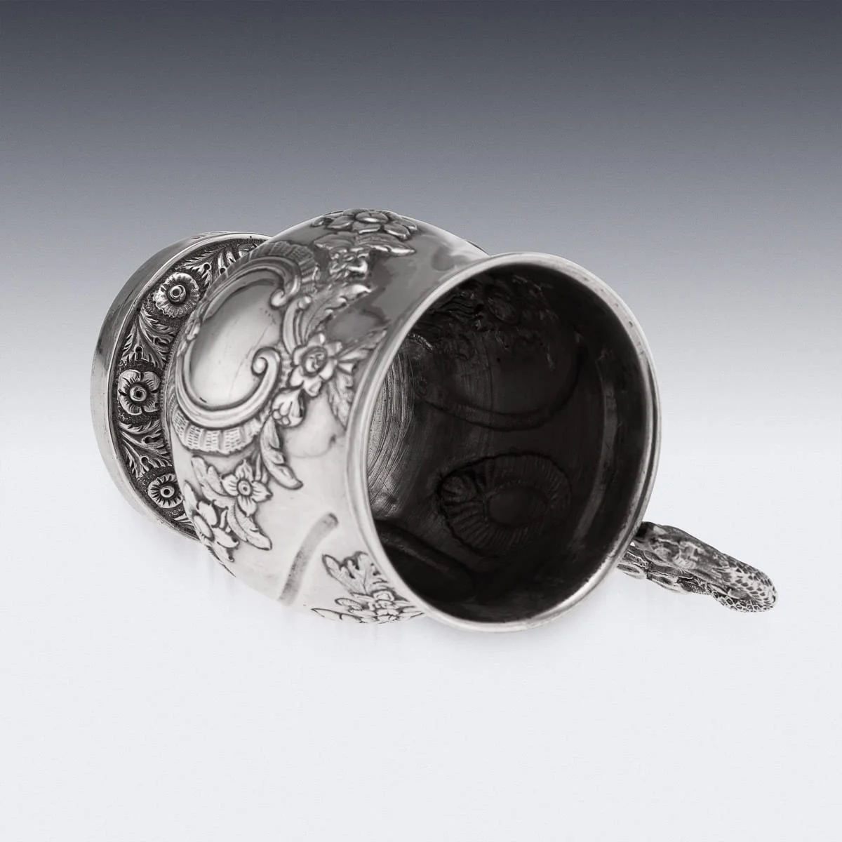 PUSHKINS.COM - A00170 - ANTIQUE 19thC INDIAN COLONIAL SOLID SILVER CHRISTENING MUG c.1860 - 09.jpg