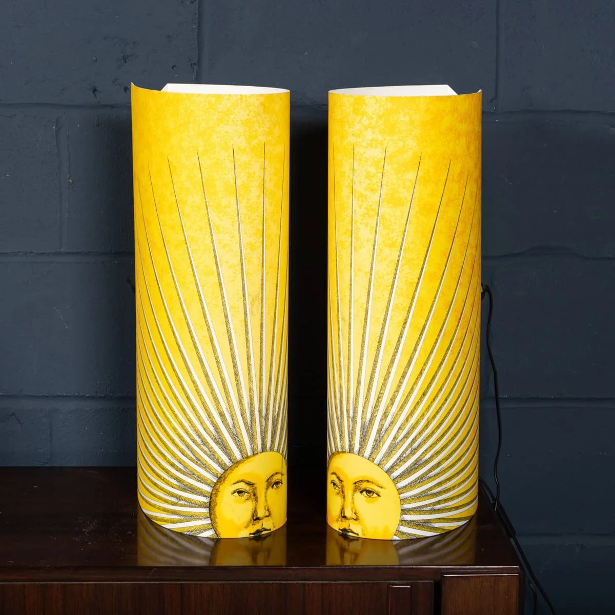 PUSHKINS.COM - B12368 - VINTAGE 20thC PAIR OF ITALIAN FORNASETTI "SOLE" TABLE LAMPS BY ANTONANGELI - 03.jpg