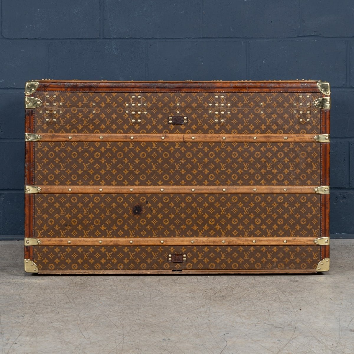 PUSHKINS.COM - B11232h - ANTIQUE 20thC LOUIS VUITTON MALLE HAUTE TRUNK IN MONOGRAM CANVAS, FRANCE c.1910 - 06.jpg