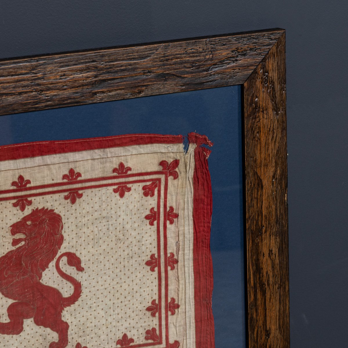 PUSHKINS.COM - D11376 - ANTIQUE 20thC VICTORIAN FRAMED ROYAL STANDARD FLAG c.1900 - 09.jpg