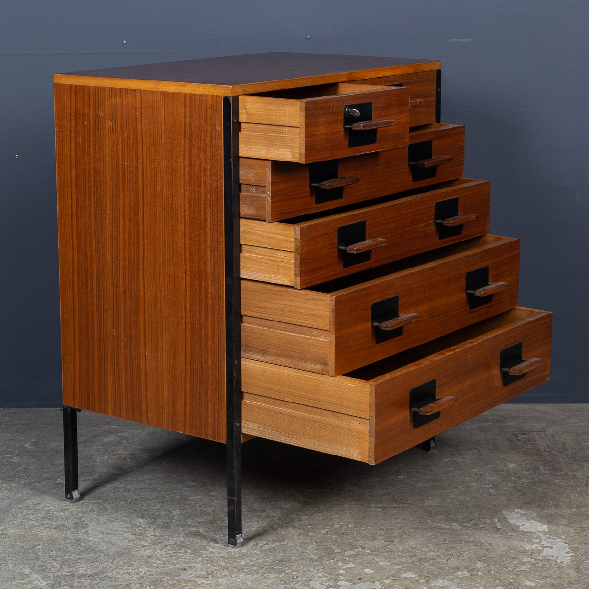 PUSHKINS.COM - D11122 - VINTAGE 20thC ITALIAN CHEST OF DRAWERS BY ICO PARISI FOR MIM ROMA c.1950 - 08.jpg