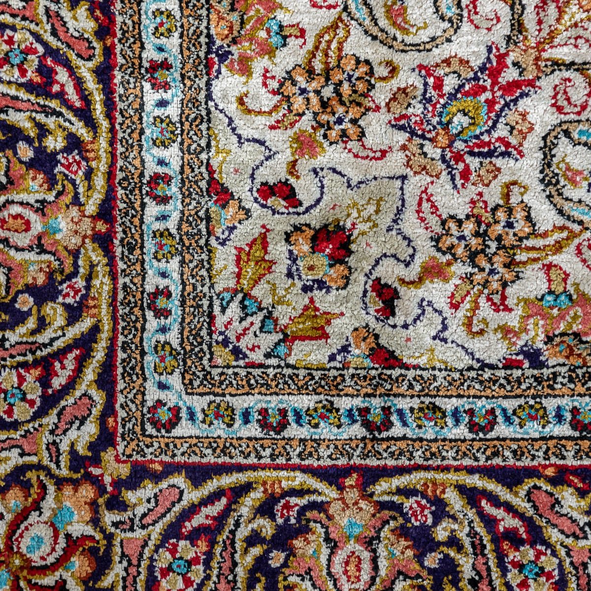 PUSHKIN'S - 20thC PERSIAN FINE SILK HANDMADE GOM RUG c.1990 - 7.jpg