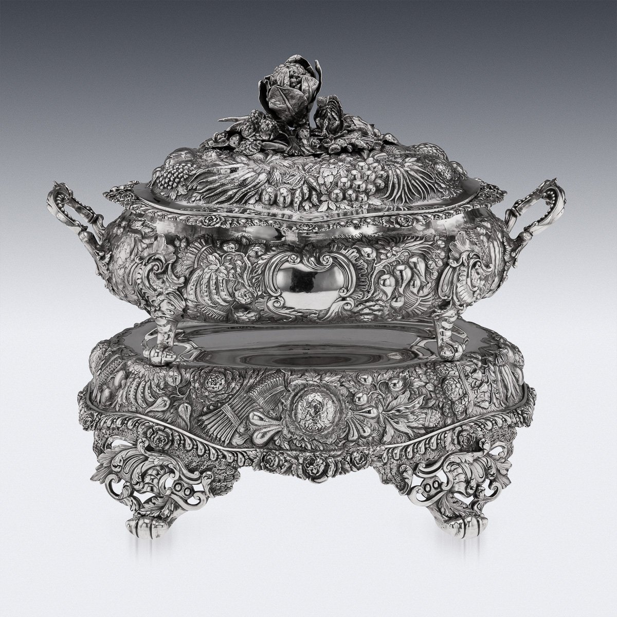 PUSHKINS.COM - B00060 - ANTIQUE 19thC GEORGIAN SOLID SILVER SOUP TUREEN BY EDWARD FARRELL, LONDON c.1823 - 04.jpg