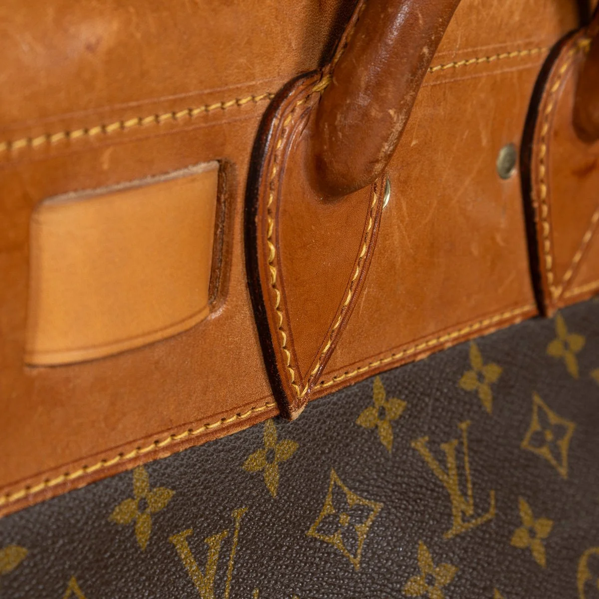 PUSHKINS.COM - B11407 - 20thC LOUIS VUITTON STEAMER 35 BAG IN MONOGRAM CANVAS, MADE IN FRANCE - 24.jpg