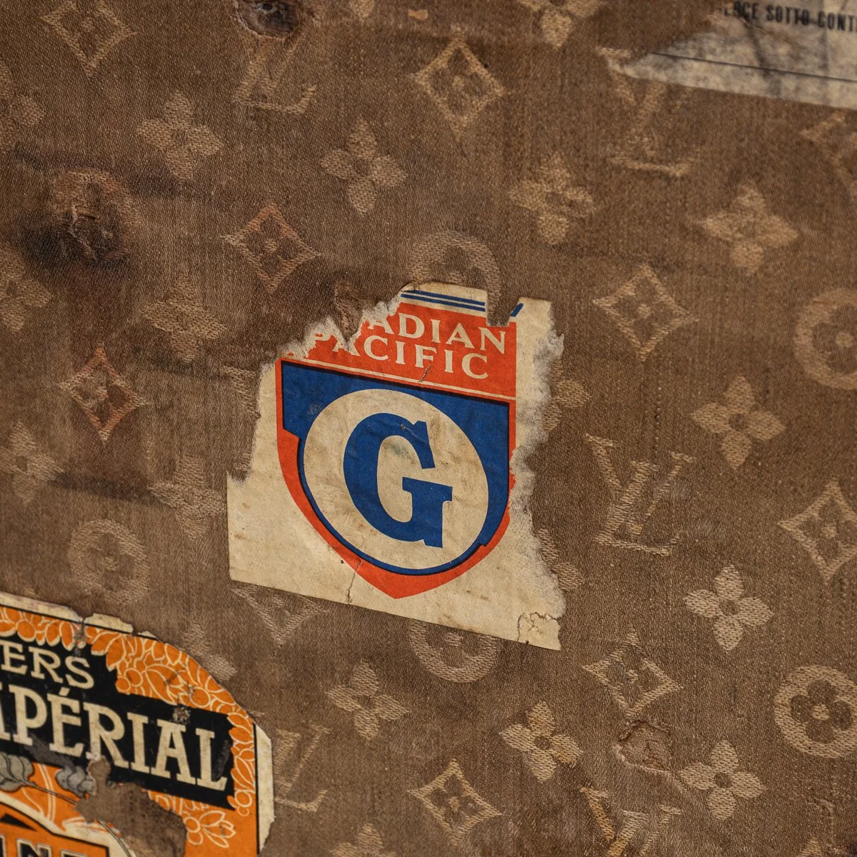 PUSHKINS.COM - B11311w - ANTIQUE 20thC LOUIS VUITTON %22MALLE HAUTE%22 TRUNK IN WOVEN CANVAS, FRANCE c.1900 - 40.jpg