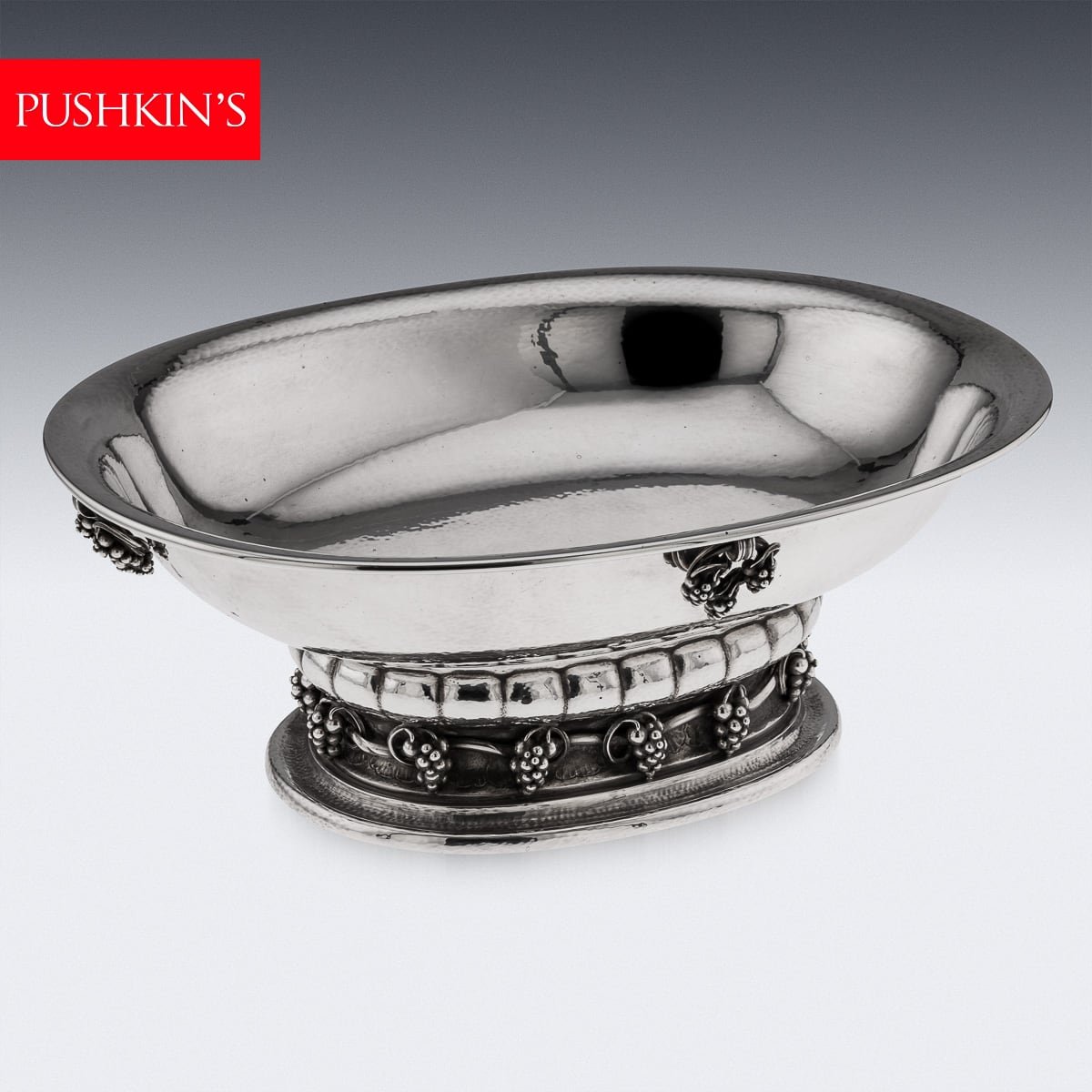 PUSHKIN'S - 20th CENTURY DANISH GEORG JENSEN SOLID SILVER GRAPEVINE PATTERN CENTERPIECE BOWL 1945-77 - 1.jpg