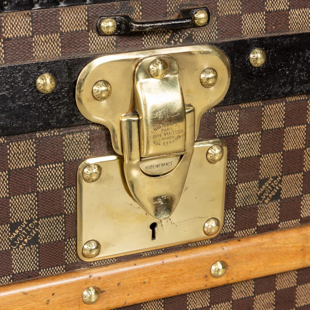PUSHKINS.COM - B12250 - ANTIQUE 20thC LOUIS VUITTON TRUNK IN DAMIER CANVAS, FRANCE c.1900 - 29.jpg