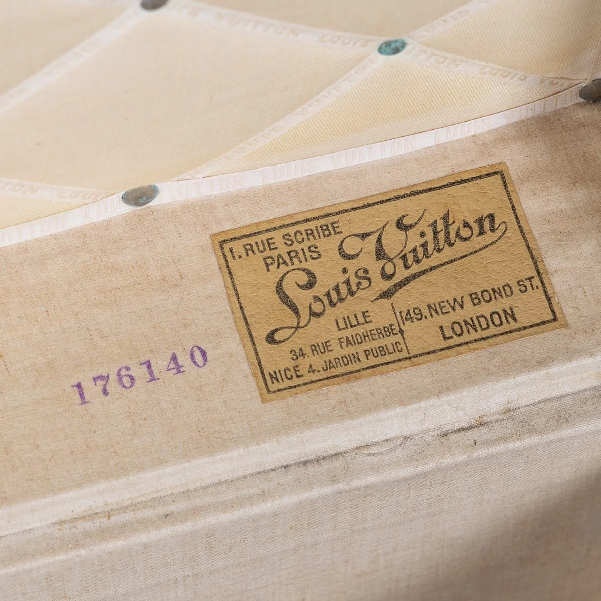 PUSHKINS.COM - B12019 - ANTIQUE 20thC LOUIS VUITTON HAT TRUNK IN MONOGRAM CANVAS, FRANCE c.1910 - 14.jpg